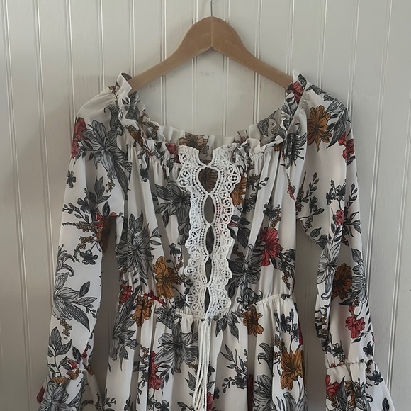 SHEIN Floral Mini Dress with Lace Detail sz M - Picture 4 of 10